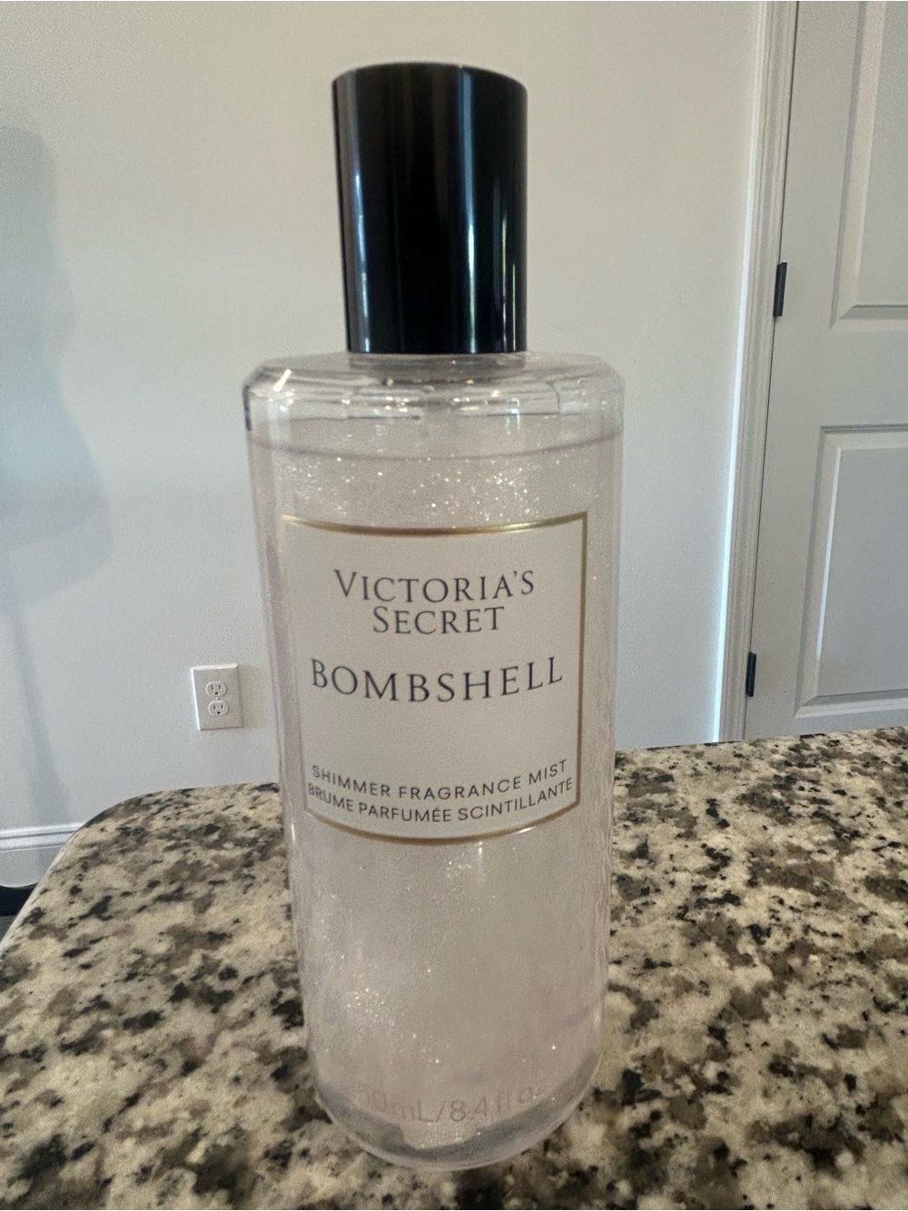 Victoria’s Secret Bombshell Shimmer Fragrance Mist 8.4 Fl oz